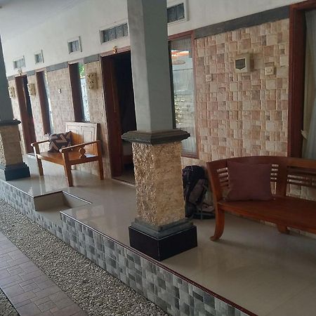 Gedhong Hostel Batununggul Экстерьер фото