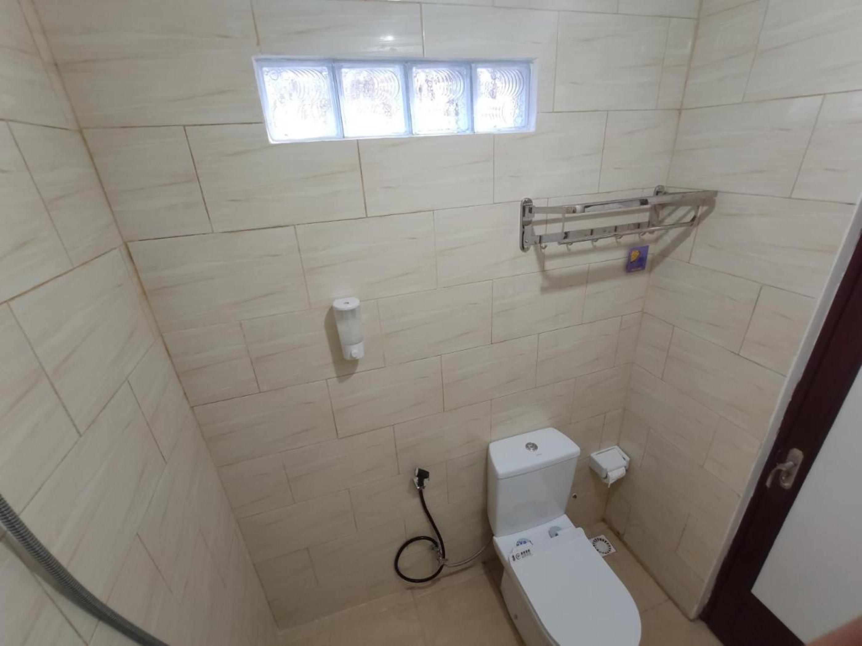 Gedhong Hostel Batununggul Экстерьер фото